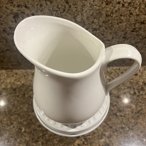 Maxwell And Williams Creamer Tableware - Picture 2 of 4